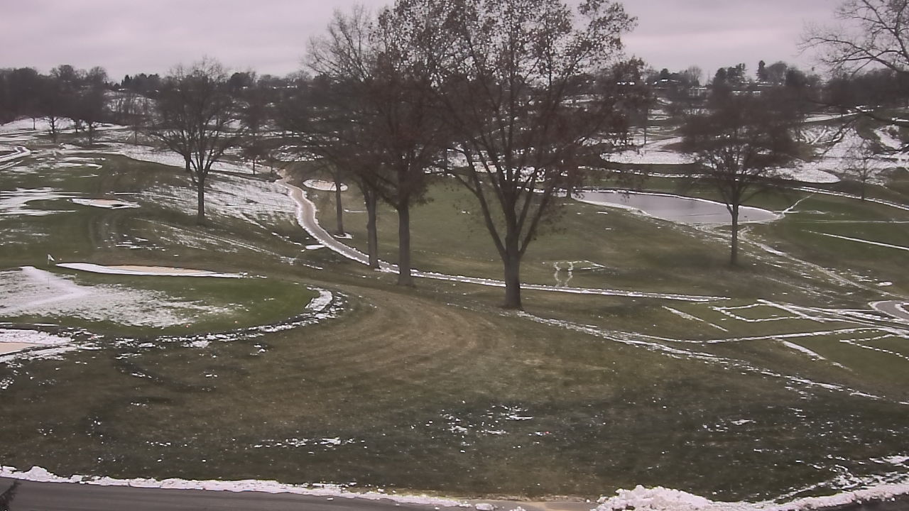 Thumbnail for current weather camera view from St Clair Country Club in Upper St. Clair, Pennsylvania