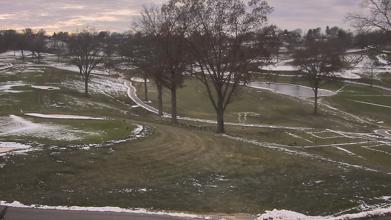 Thumbnail for current weather camera view from St Clair Country Club in Upper St. Clair, Pennsylvania