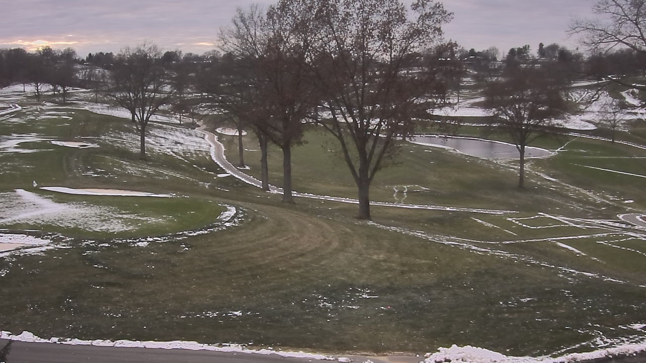 Thumbnail for current weather camera view from St Clair Country Club in Upper St. Clair, Pennsylvania