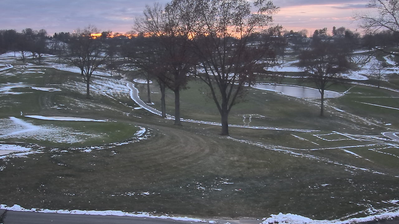 Thumbnail for current weather camera view from St Clair Country Club in Upper St. Clair, Pennsylvania