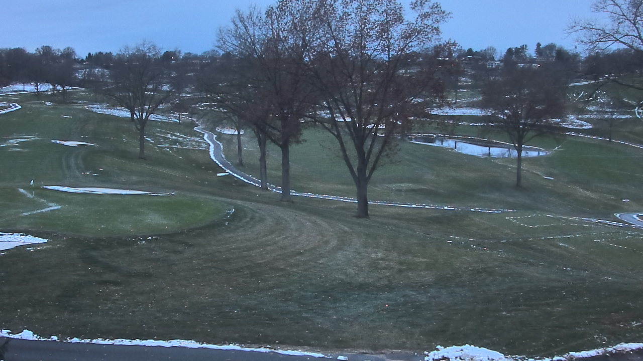 Thumbnail for current weather camera view from St Clair Country Club in Upper St. Clair, Pennsylvania