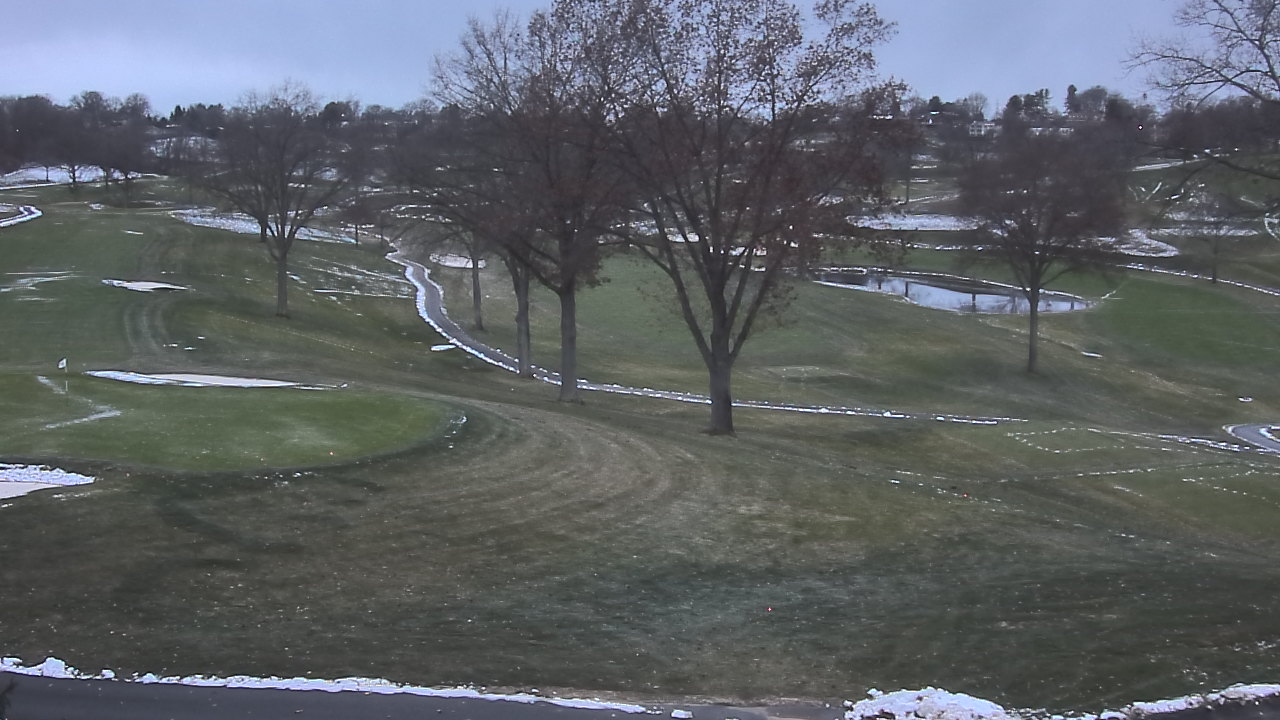 Thumbnail for current weather camera view from St Clair Country Club in Upper St. Clair, Pennsylvania