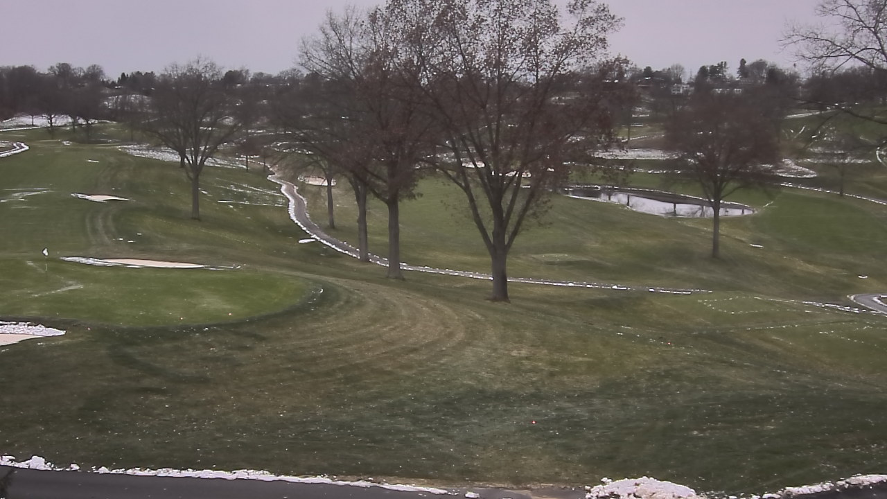 Thumbnail for current weather camera view from St Clair Country Club in Upper St. Clair, Pennsylvania