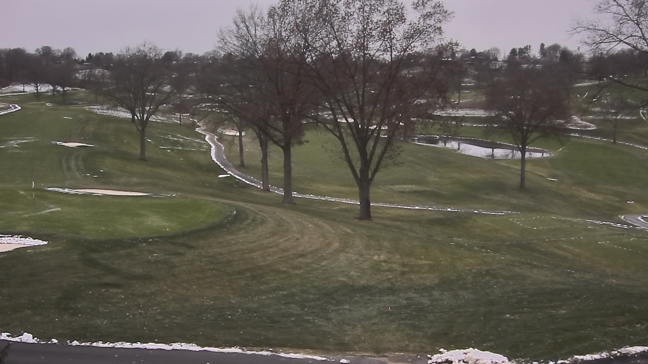 Thumbnail for current weather camera view from St Clair Country Club in Upper St. Clair, Pennsylvania