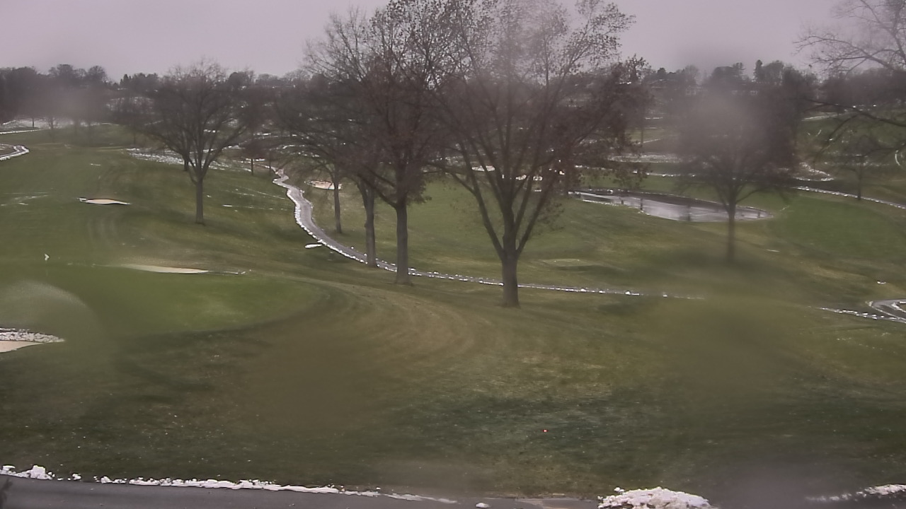 Thumbnail for current weather camera view from St Clair Country Club in Upper St. Clair, Pennsylvania