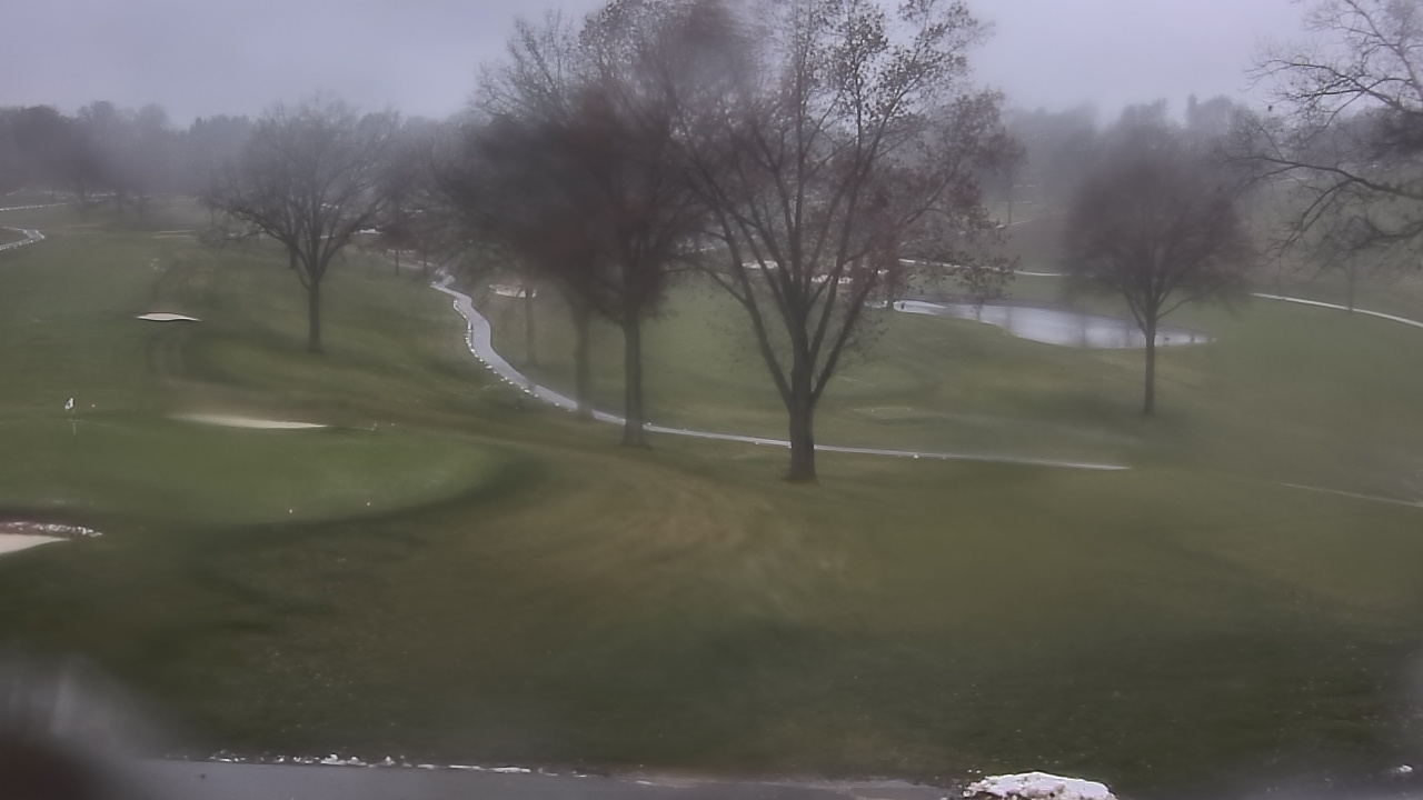 Thumbnail for current weather camera view from St Clair Country Club in Upper St. Clair, Pennsylvania