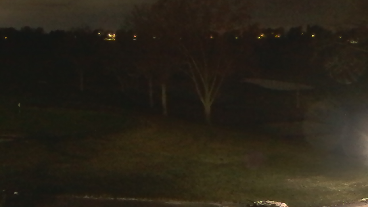 Thumbnail for current weather camera view from St Clair Country Club in Upper St. Clair, Pennsylvania