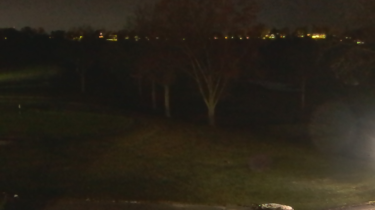Thumbnail for current weather camera view from St Clair Country Club in Upper St. Clair, Pennsylvania