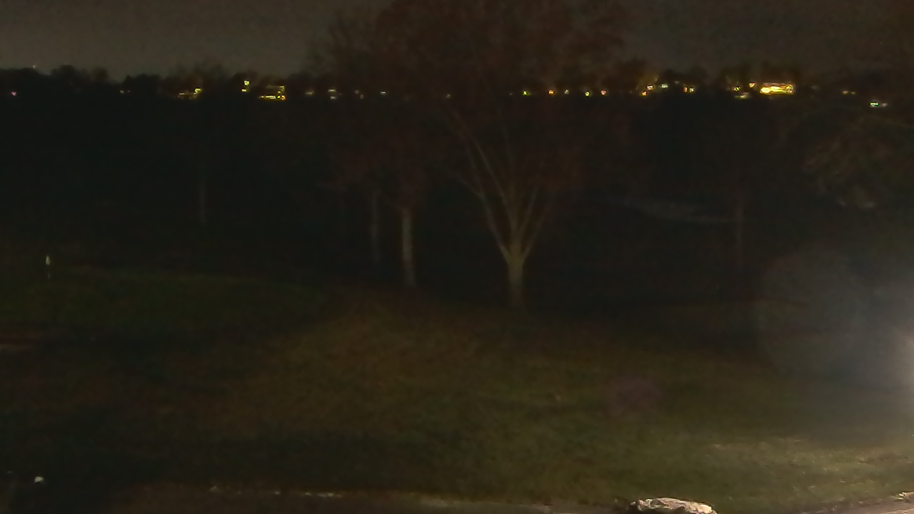 Thumbnail for current weather camera view from St Clair Country Club in Upper St. Clair, Pennsylvania