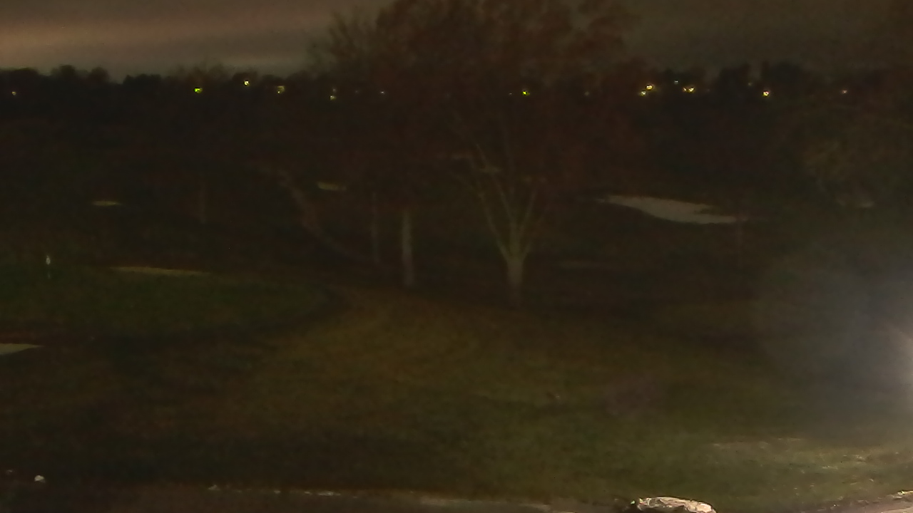 Thumbnail for current weather camera view from St Clair Country Club in Upper St. Clair, Pennsylvania