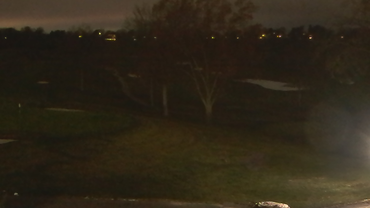 Thumbnail for current weather camera view from St Clair Country Club in Upper St. Clair, Pennsylvania