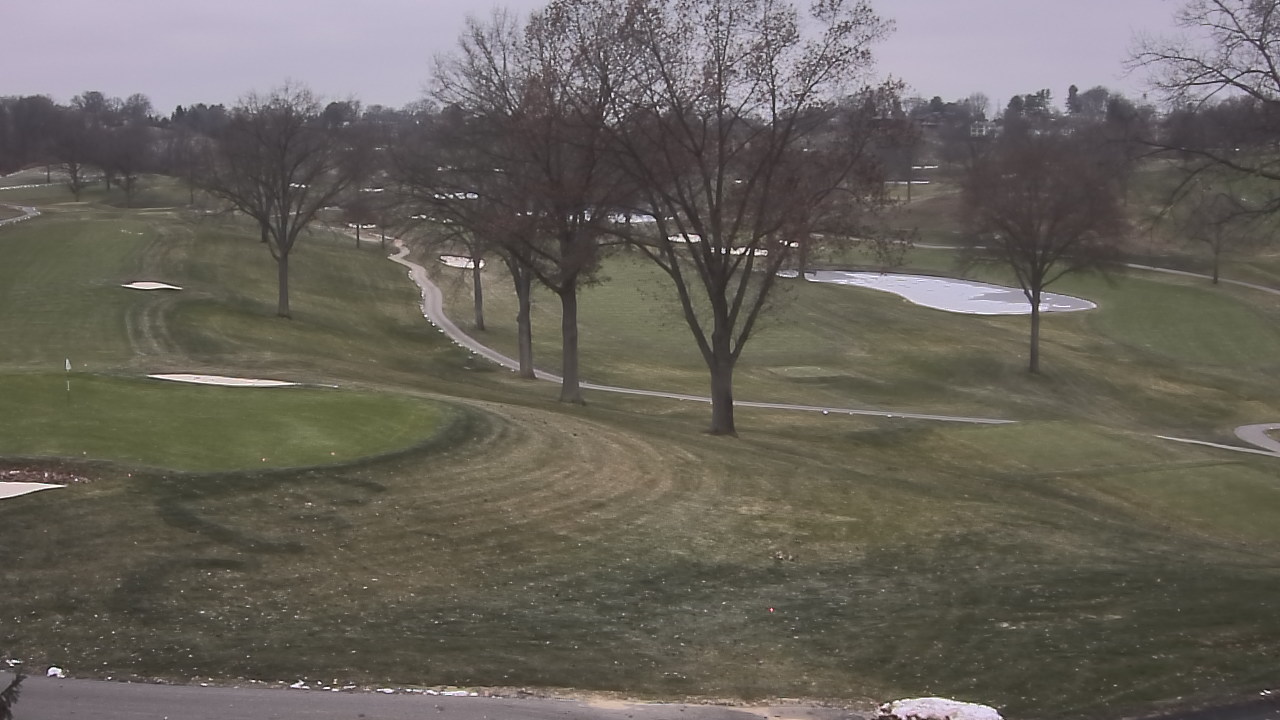 Thumbnail for current weather camera view from St Clair Country Club in Upper St. Clair, Pennsylvania
