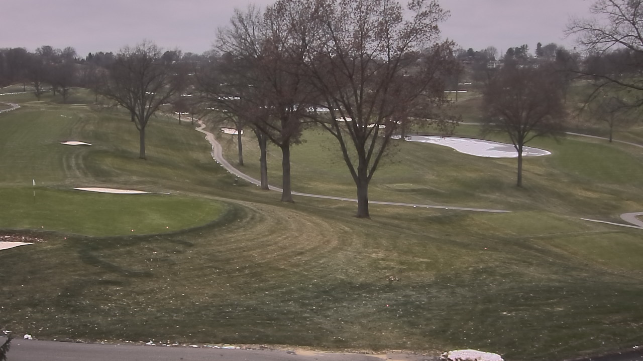 Thumbnail for current weather camera view from St Clair Country Club in Upper St. Clair, Pennsylvania