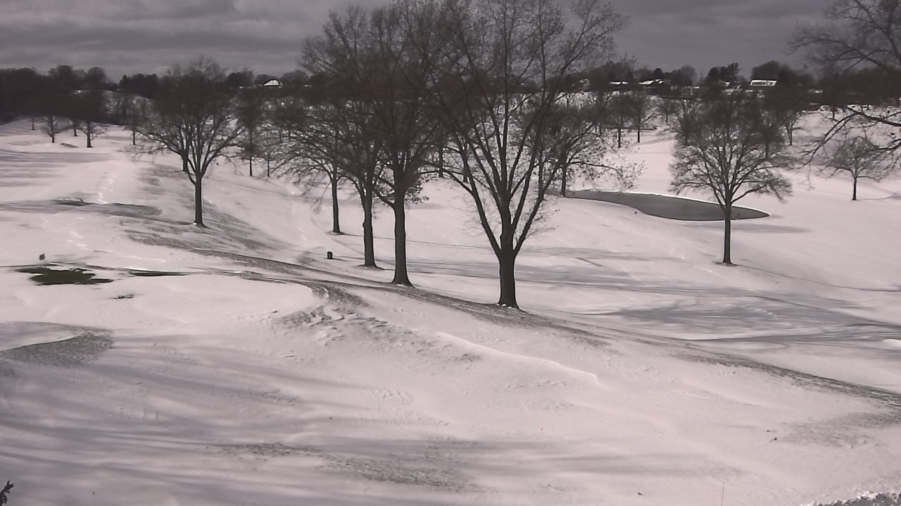 Thumbnail for current weather camera view from St Clair Country Club in Upper St. Clair, Pennsylvania