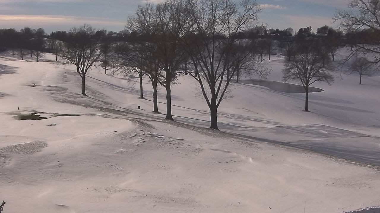 Thumbnail for current weather camera view from St Clair Country Club in Upper St. Clair, Pennsylvania