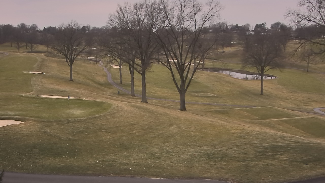 Thumbnail for current weather camera view from St Clair Country Club in Upper St. Clair, Pennsylvania