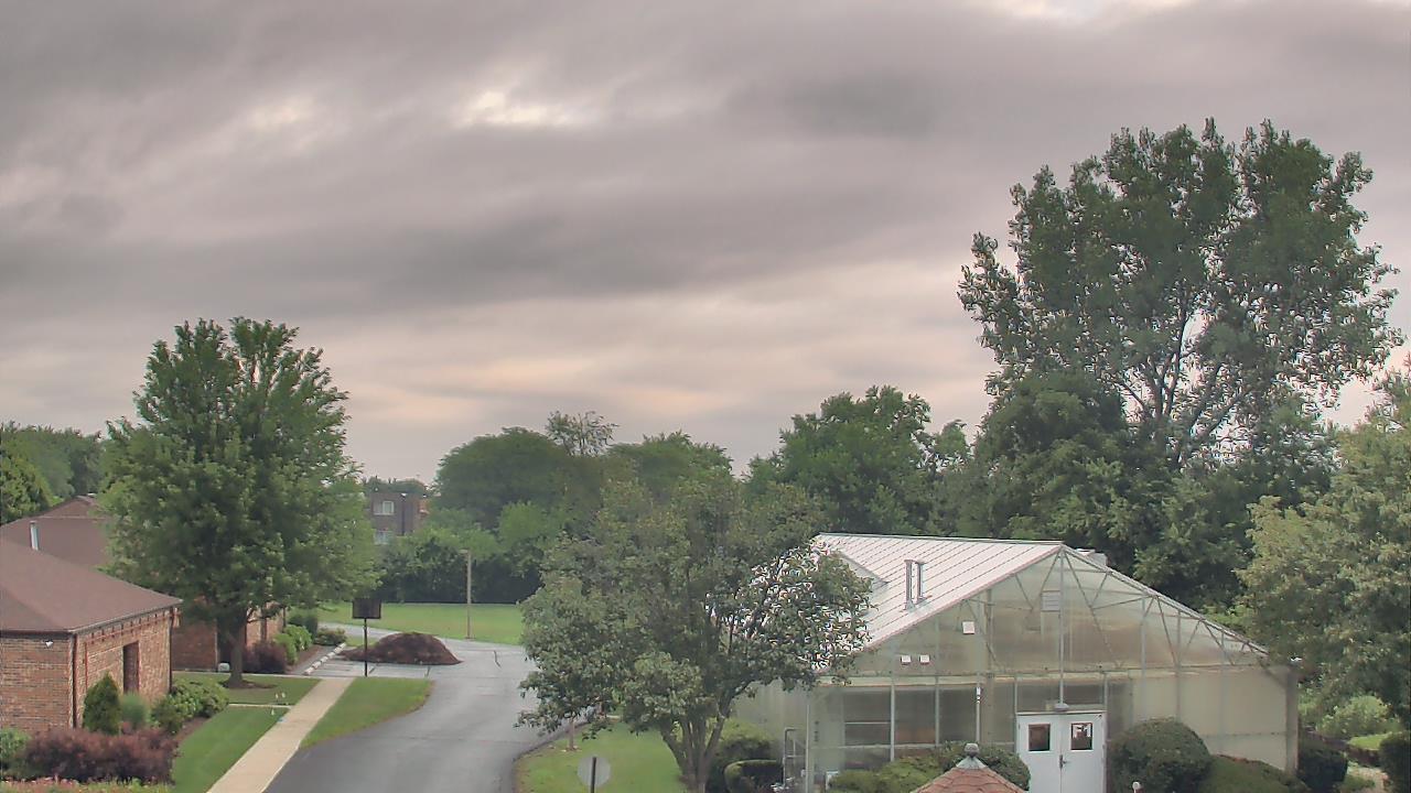 Thumbnail for current weather camera view from Elim Christian Services in Crestwood, Illinois