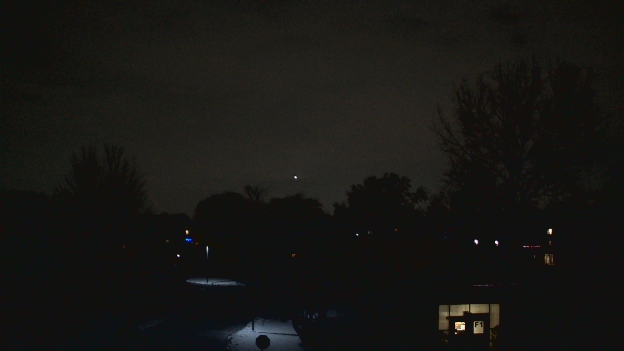 Thumbnail for current weather camera view from Elim Christian Services in Crestwood, Illinois