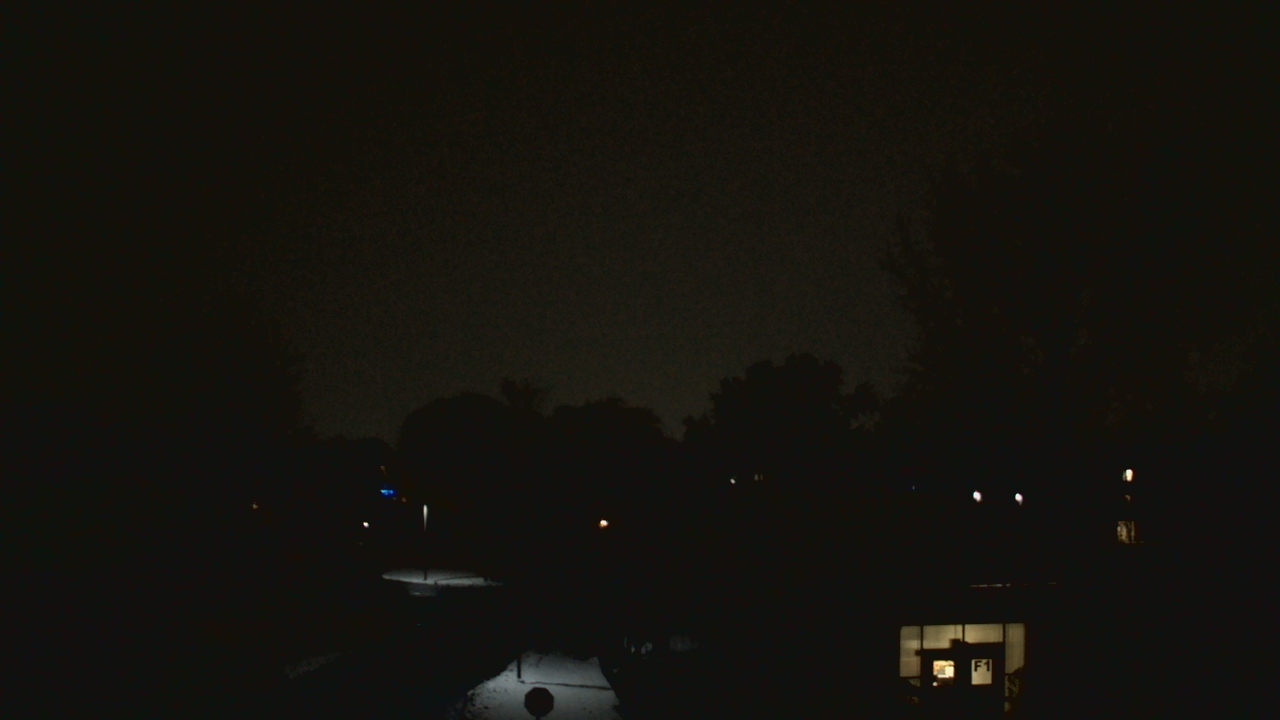 Thumbnail for current weather camera view from Elim Christian Services in Crestwood, Illinois