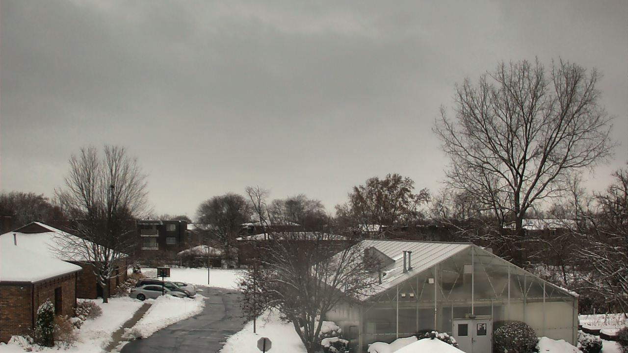 Thumbnail for current weather camera view from Elim Christian Services in Crestwood, Illinois