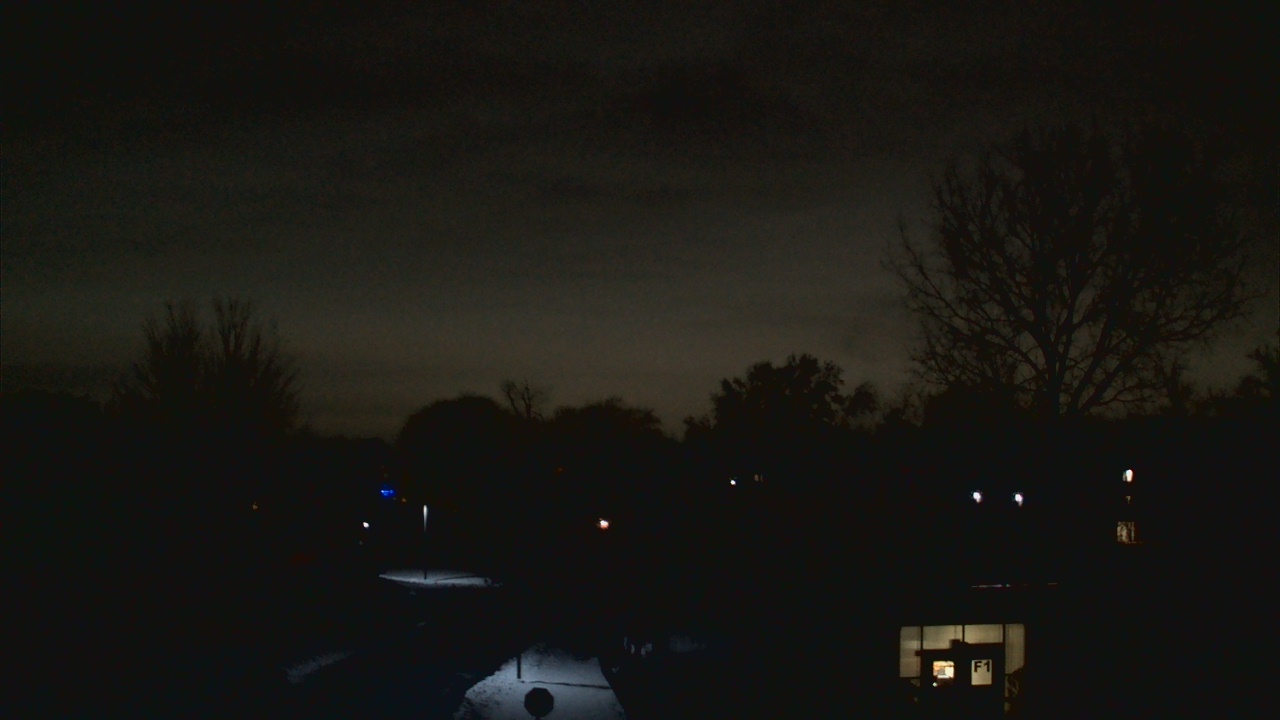 Thumbnail for current weather camera view from Elim Christian Services in Crestwood, Illinois