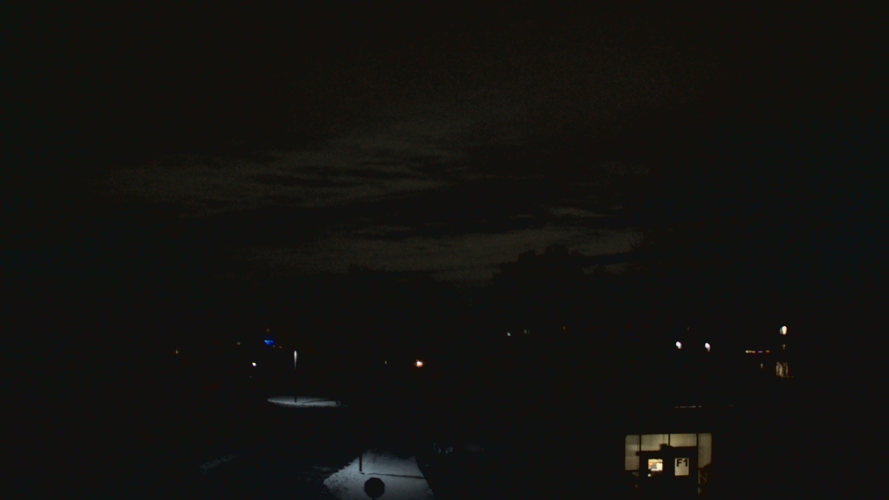 Thumbnail for current weather camera view from Elim Christian Services in Crestwood, Illinois