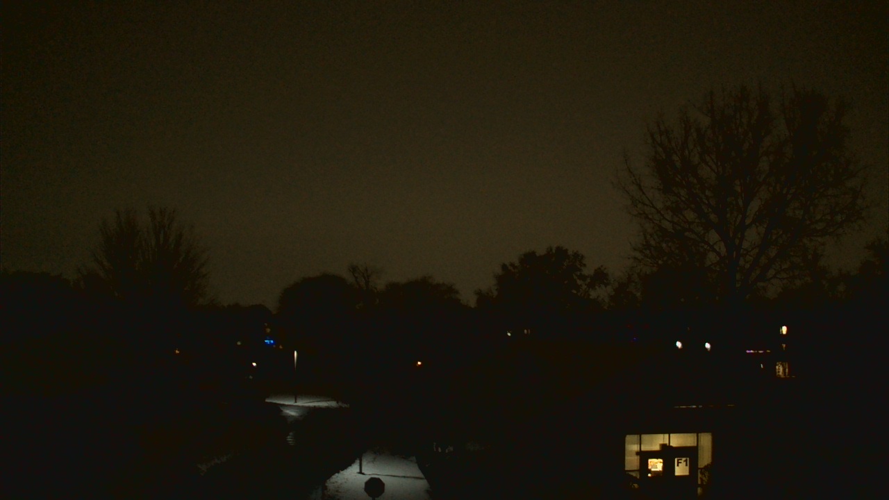 Thumbnail for current weather camera view from Elim Christian Services in Crestwood, Illinois