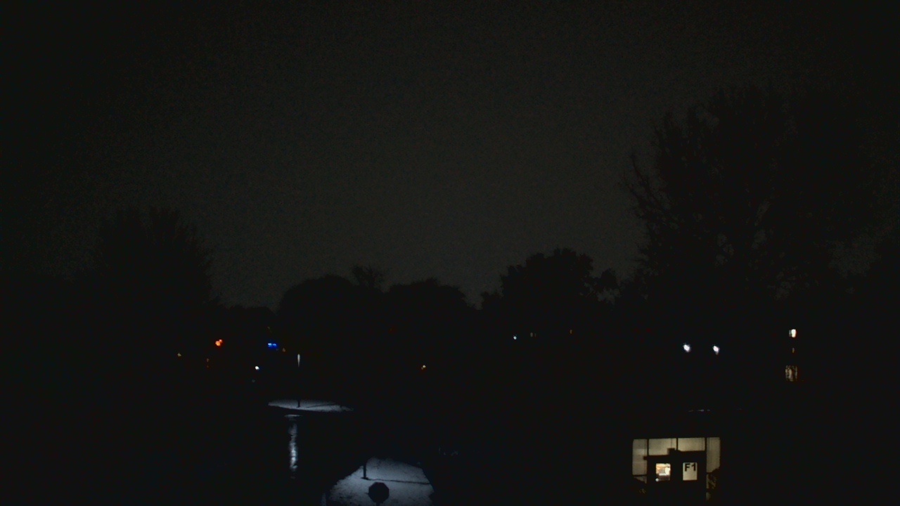 Thumbnail for current weather camera view from Elim Christian Services in Crestwood, Illinois