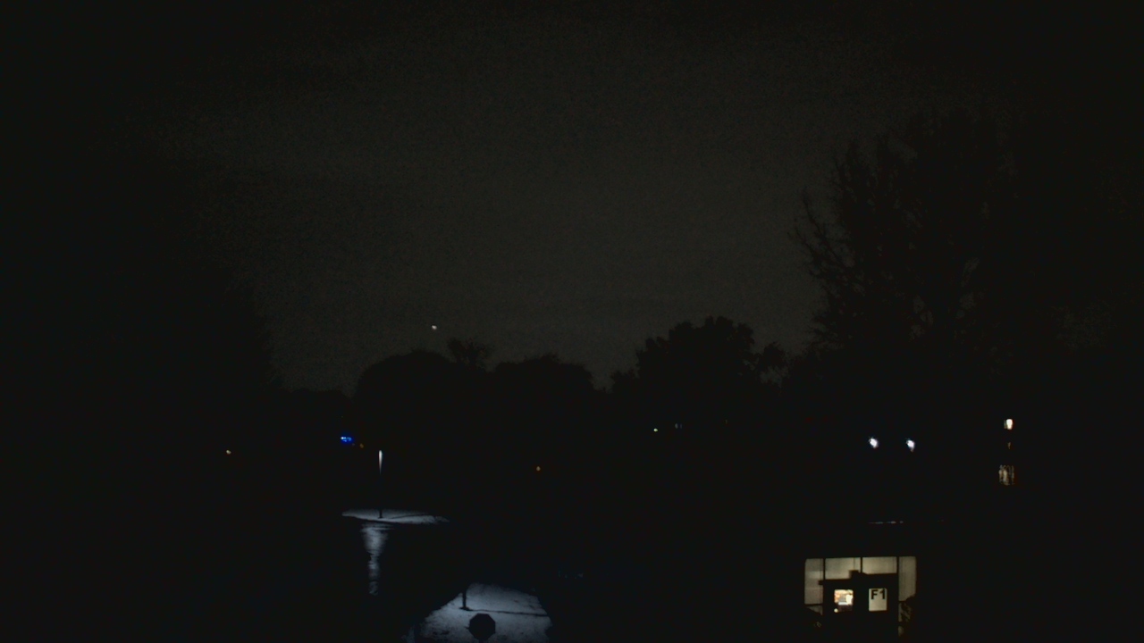 Thumbnail for current weather camera view from Elim Christian Services in Crestwood, Illinois