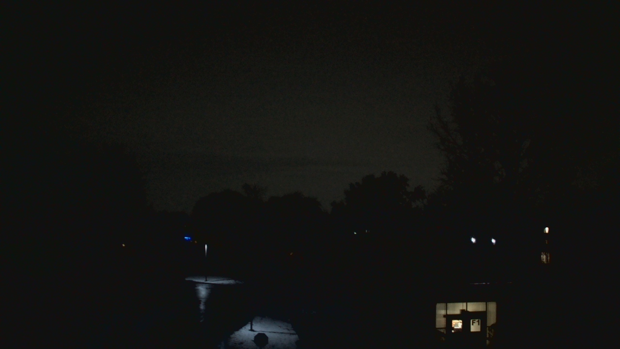 Thumbnail for current weather camera view from Elim Christian Services in Crestwood, Illinois