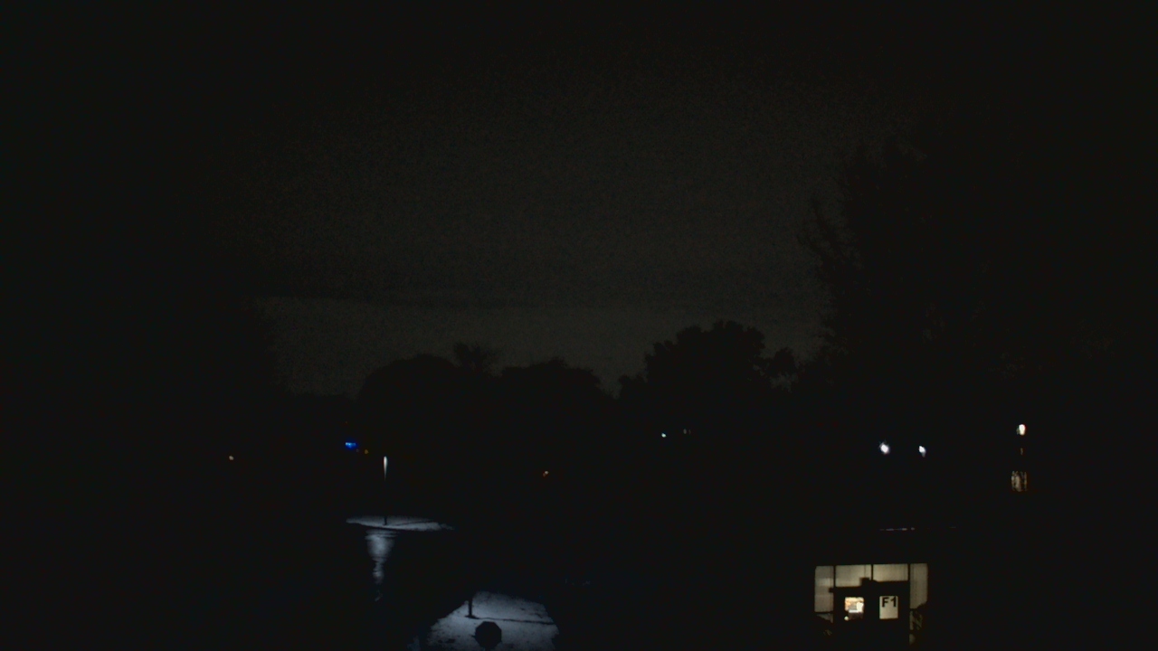 Thumbnail for current weather camera view from Elim Christian Services in Crestwood, Illinois