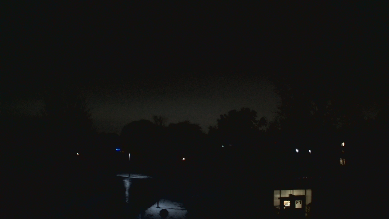 Thumbnail for current weather camera view from Elim Christian Services in Crestwood, Illinois