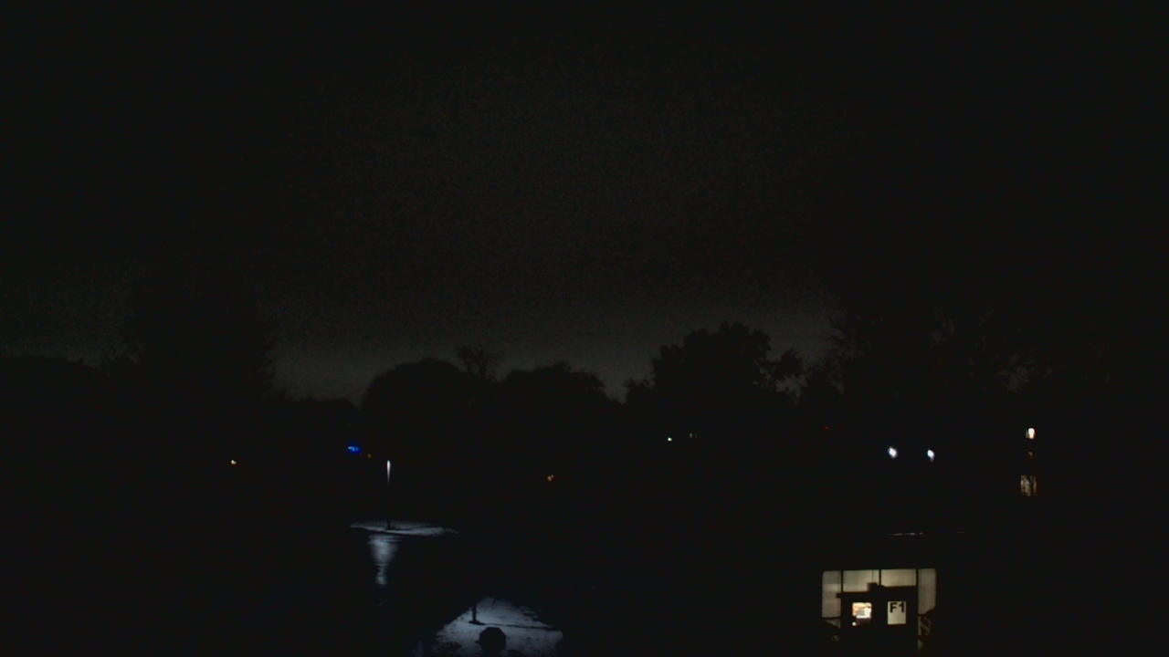 Thumbnail for current weather camera view from Elim Christian Services in Crestwood, Illinois