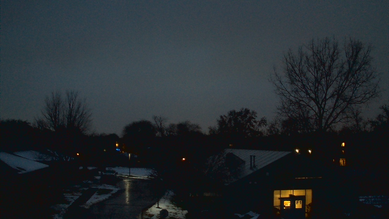 Thumbnail for current weather camera view from Elim Christian Services in Crestwood, Illinois