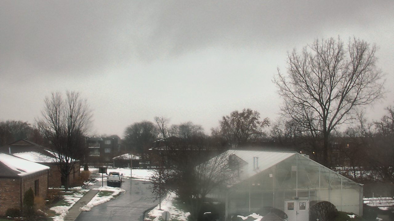 Thumbnail for current weather camera view from Elim Christian Services in Crestwood, Illinois