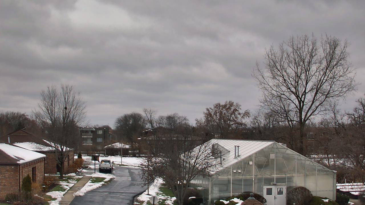Thumbnail for current weather camera view from Elim Christian Services in Crestwood, Illinois