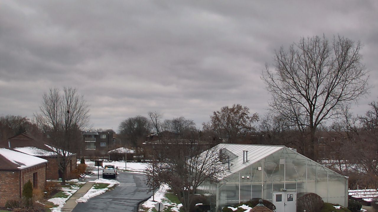 Thumbnail for current weather camera view from Elim Christian Services in Crestwood, Illinois