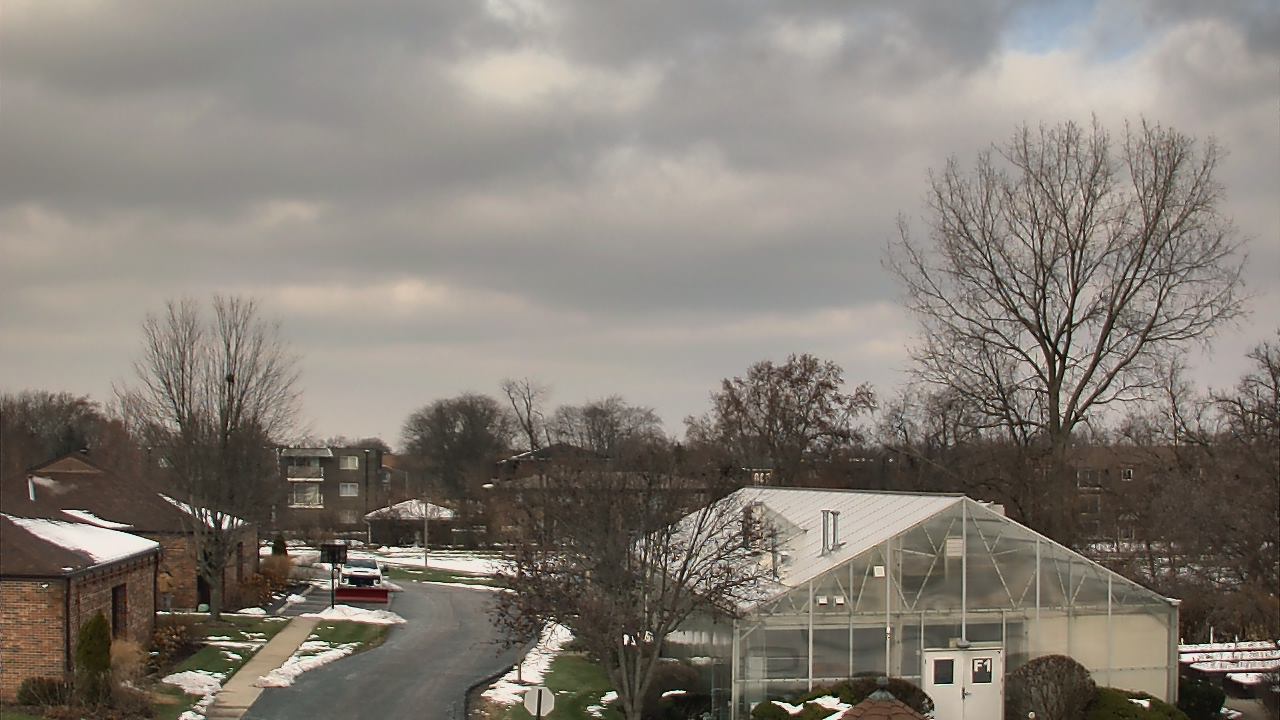 Thumbnail for current weather camera view from Elim Christian Services in Crestwood, Illinois