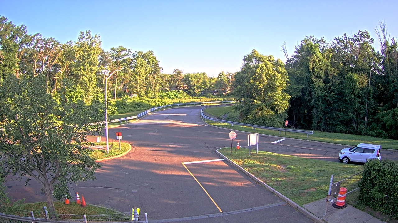 Thumbnail for current weather camera view from Rockland County Sewer District in Sparkill, New York