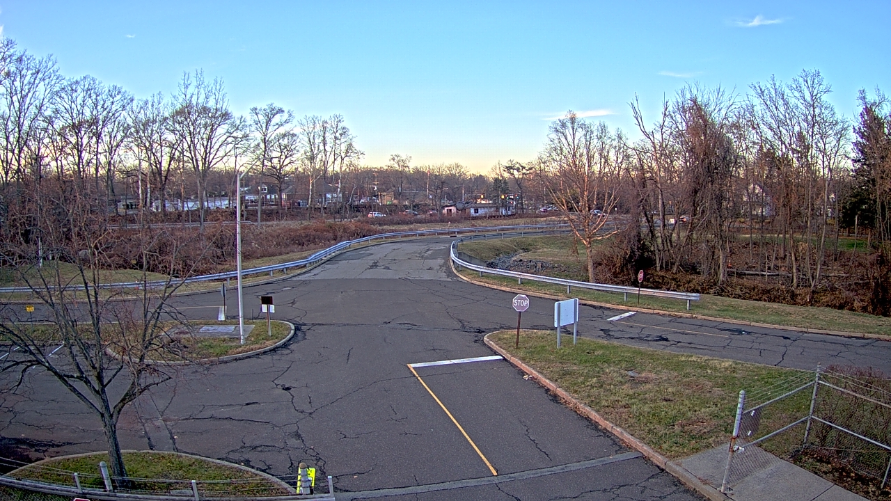 Thumbnail for current weather camera view from Rockland County Sewer District in Sparkill, New York