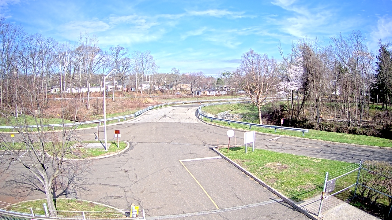 Thumbnail for current weather camera view from Rockland County Sewer District in Sparkill, New York