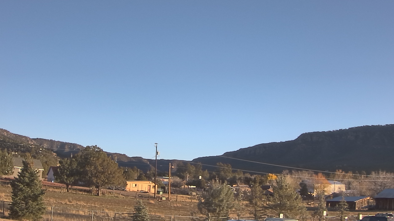 Thumbnail for current weather camera view from Pine Strawberry Elementary School 12 in Pine, Arizona