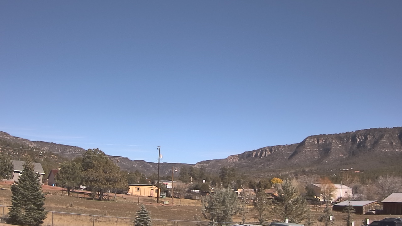 Thumbnail for current weather camera view from Pine Strawberry Elementary School 12 in Pine, Arizona