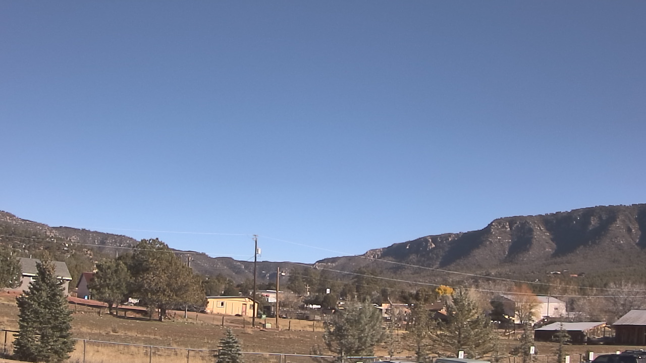 Thumbnail for current weather camera view from Pine Strawberry Elementary School 12 in Pine, Arizona