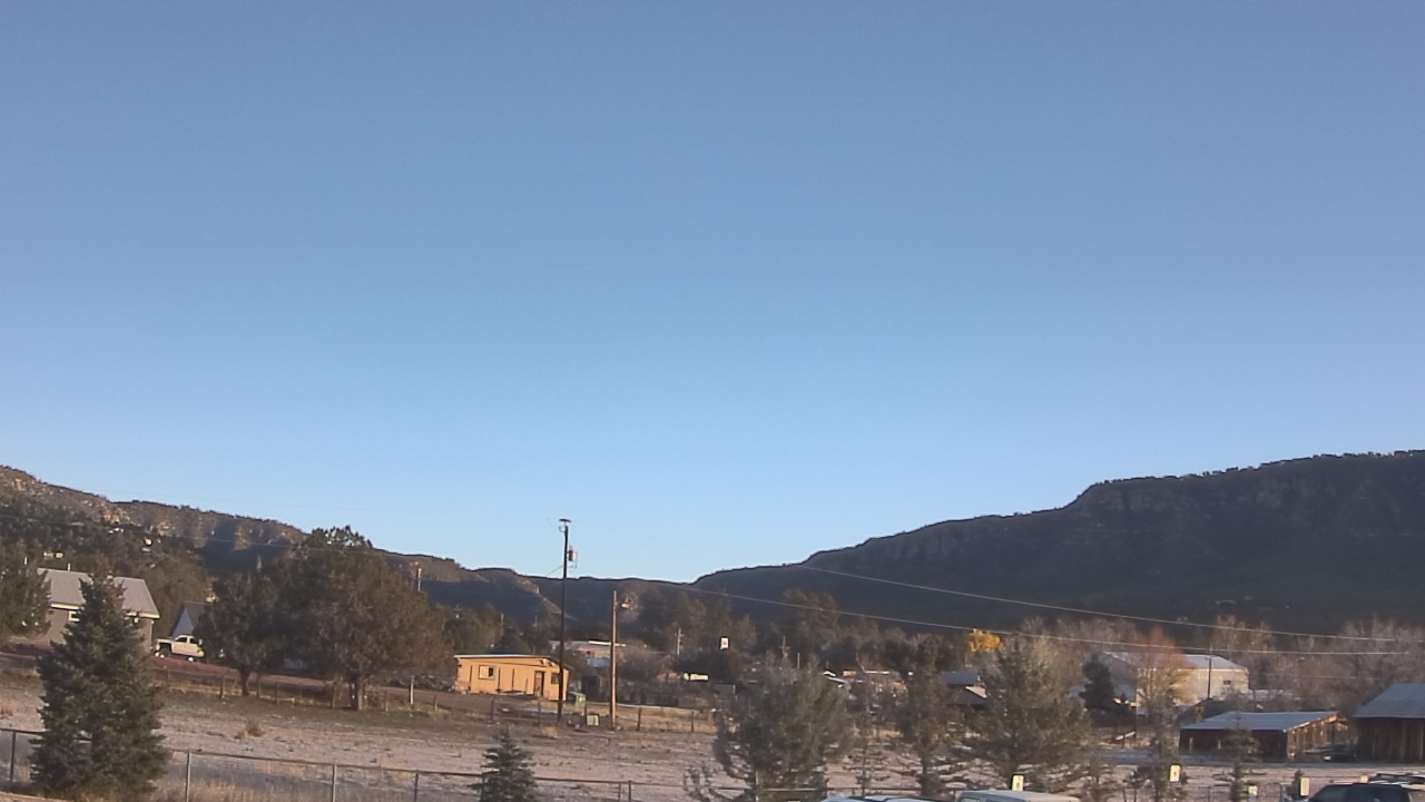 Thumbnail for current weather camera view from Pine Strawberry Elementary School 12 in Pine, Arizona