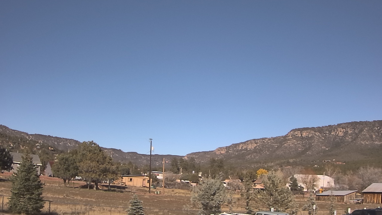 Thumbnail for current weather camera view from Pine Strawberry Elementary School 12 in Pine, Arizona