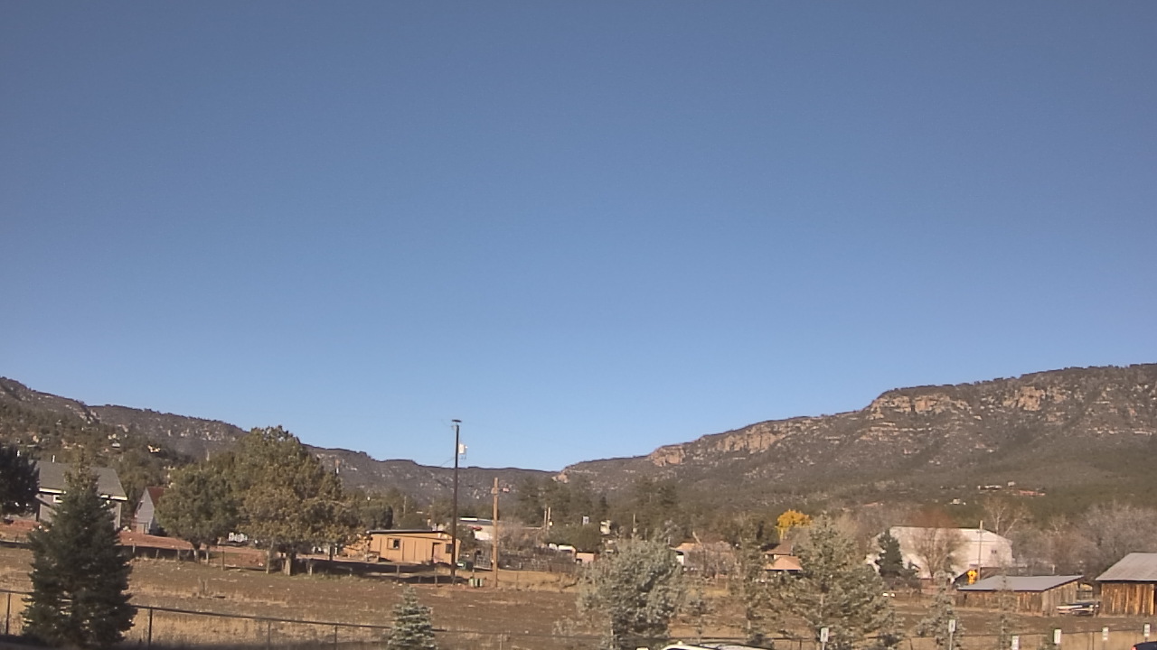 Thumbnail for current weather camera view from Pine Strawberry Elementary School 12 in Pine, Arizona