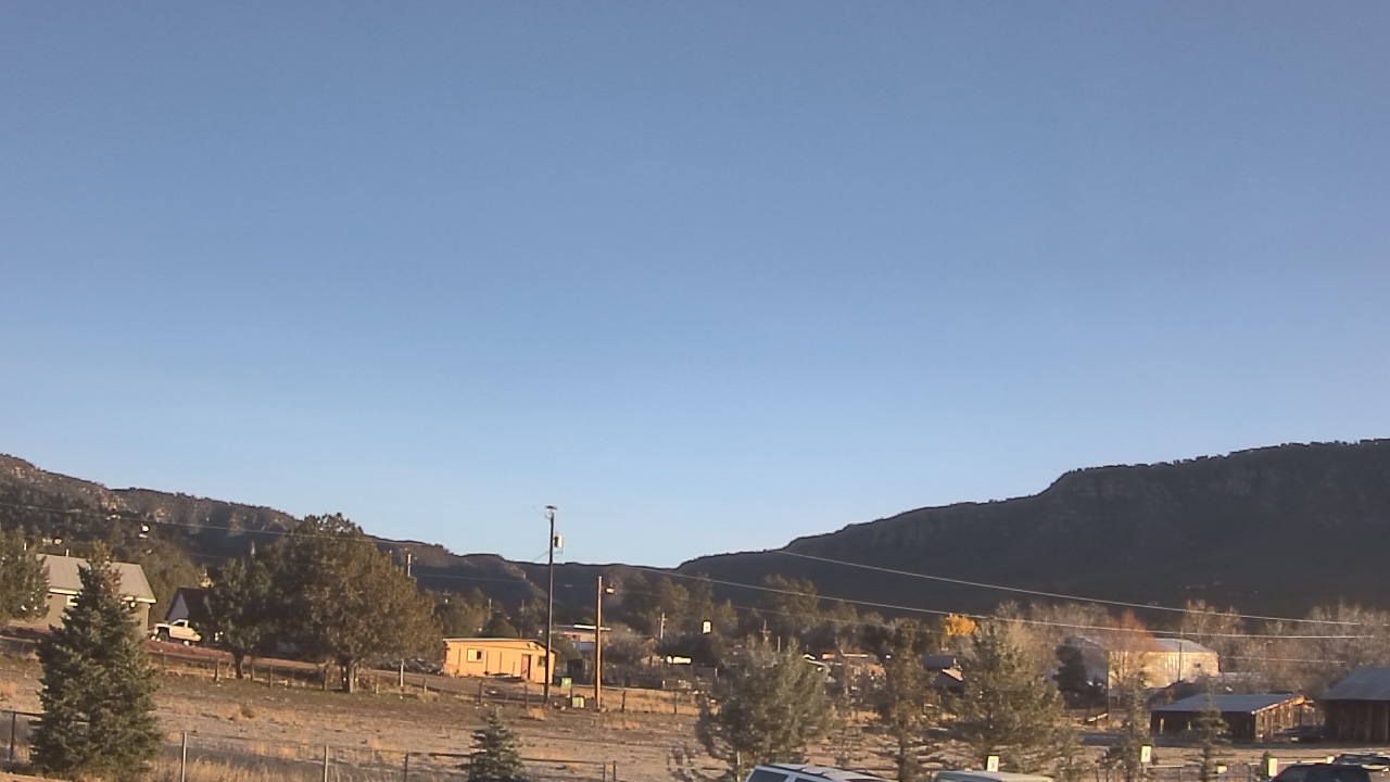 Thumbnail for current weather camera view from Pine Strawberry Elementary School 12 in Pine, Arizona