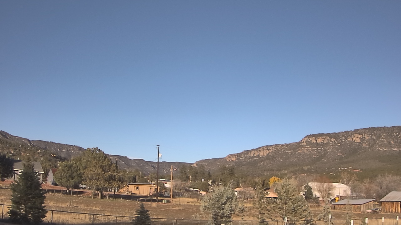 Thumbnail for current weather camera view from Pine Strawberry Elementary School 12 in Pine, Arizona