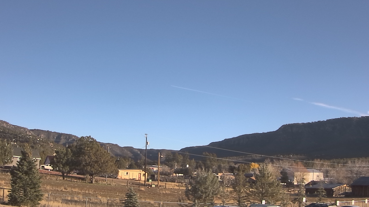 Thumbnail for current weather camera view from Pine Strawberry Elementary School 12 in Pine, Arizona